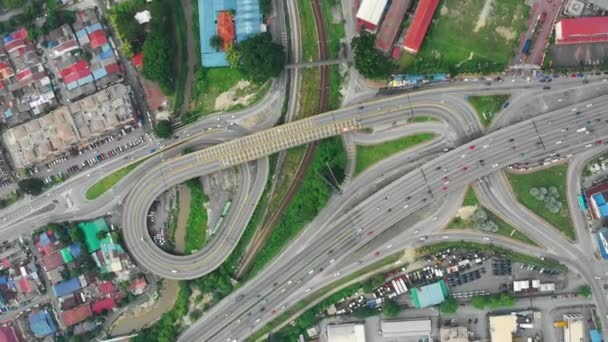 马来西亚吉隆坡 2018年9月25日 吉隆坡市中心交通交叉路口空中顶层全景4K 2018年9月25日 马来西亚 — 图库视频影像