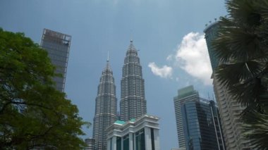 Kuala Lumpur, Malezya - 25 Mayıs 2018: Kuala lumpur şehir merkezi panorama 4k dolaylarında 25 Mayıs 2019 Kuala lumpur, Malezya
