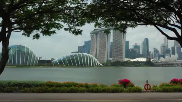 新加坡 2019年2月4日 白天新加坡城市码头湾著名酒店空中全景4K约2月4日新加坡 — 图库视频影像
