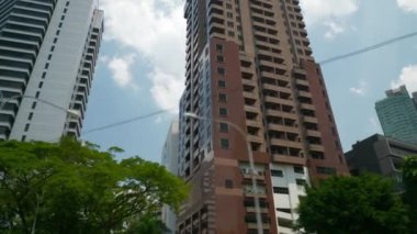 Kuala Lumpur, Malezya - 25 Mayıs 2018: Kuala lumpur şehir merkezi panorama 4k dolaylarında 25 Mayıs 2019 Kuala lumpur, Malezya