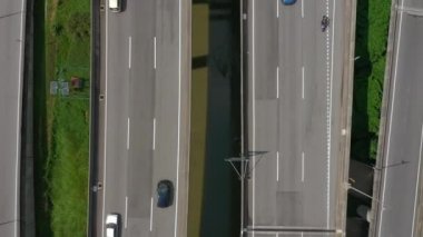 Kuala Lumpur, Malezya-Haziran 25 2019: gün zaman Kuala Lumpur şehir merkezi trafik sokak Kavşak metro hattı Panorama 4k Malezya