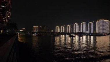 Kuala Lumpur, Malezya - 25 Haziran 2019: kuala lumpur aydınlatmalı şehir merkezi panoraması 4k dolaylarında 25 Haziran 2019 kuala lumpur, Malezya 