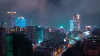 Makao - 2 Şubat 2019: Macau cityscape downtown riverside havadan panorama gece 4k circa 2 Şubat 2019 macau, çin.