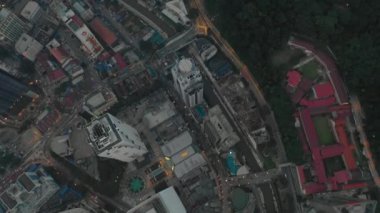 Kuala Lumpur, Malezya - 25 Eylül 2018: güneşli gün kuala lumpur şehir merkezi havacılık panorama 4k dolaylarında 25 Eylül 2018 Kuala lumpur, malezya, Malezya.