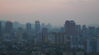 Kuala Lumpur, Malezya - 25 Mayıs 2018: Kuala lumpur şehir merkezi panorama 4k dolaylarında 25 Mayıs 2019 Kuala lumpur, Malezya
