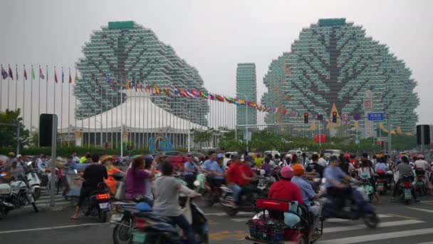 中国三亚 2018年10月1日 晴天三亚市交通街全景4K约10月1日海南岛中国 — 图库视频影像