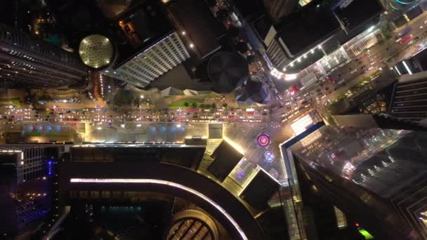 Volo Notturno Traffico Urbano Illuminato Singapore Panoramica Aerea Metraggio — Video Stock