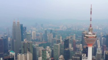 kuala lumpur Klcc park balina gölet şehir Panoraması 4 k zaman sukut malaisia