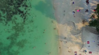 Akdeniz Kıyısı Manzarası