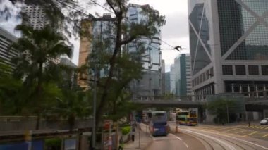 Gündüz vakti Hong Kong şehir manzarası, yol gezisi, pov panorama 4k
