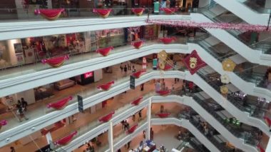 Singapur, Singapur - Ocak 2019: alışveriş merkezi iç görünümü Ocak 2019, Singapur.