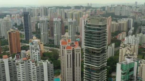 シンガポール市上空パノラマ4K映像上の昼間飛行 — ストック動画