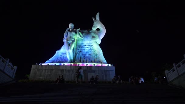 Sanya Night Illumination Mountain Top Monument Panorama Hainan China — Stockvideo