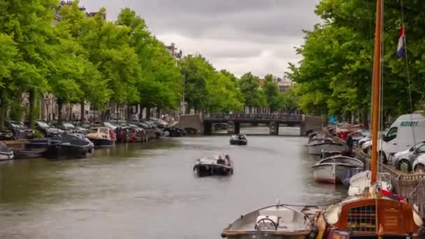 Solig Dag Amsterdam City Berömda Canal Street Cathedral Panorama Timelapse — Stockvideo