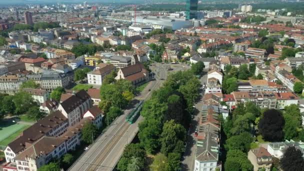 Zomerdag Vlucht Boven Basel Cityscape Traffic Street Square Luchtfoto Panorama — Stockvideo