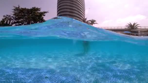 Sanya Resort Hotel Zwembad Onder Water Panorama Hainan China — Stockvideo