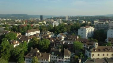 basel şehir günbatımı zaman hava panorama 4k İsviçre üzerinde yaz günü uçuş