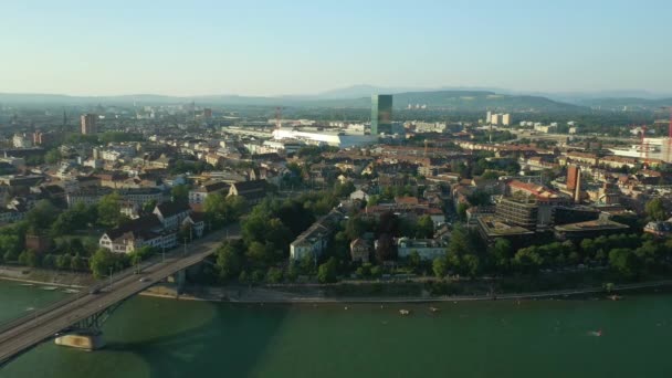 Voo Sobre Basileia Centro Cidade Ribeirinha Verão Dia Panorama Suíça — Vídeo de Stock