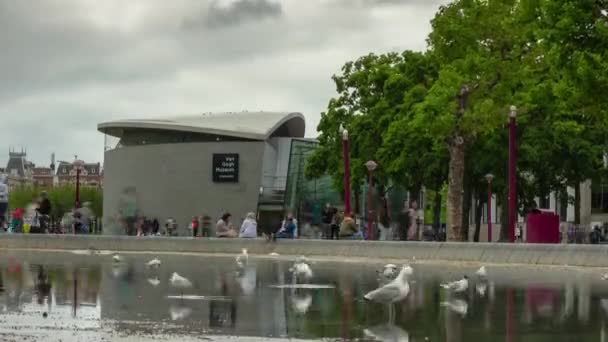 Amsterdam Stadt Bewölkt Tag Museum Brunnen Überfüllt Quadrat Panorama Zeitraffer — Stockvideo