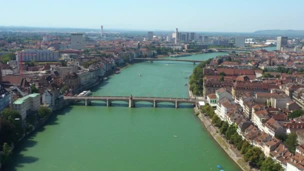 Zomerdag Vlucht Boven Basel City River Aerial Panorama Zwitserland — Stockvideo