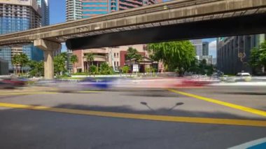 Kuala Lumpur, Malezya - 25 Haziran 2019: gündüz kuala lumpur şehir merkezi hava trafik panorama4k timelapse yaklaşık 25 Haziran 2019 kuala lumpur, malezya.