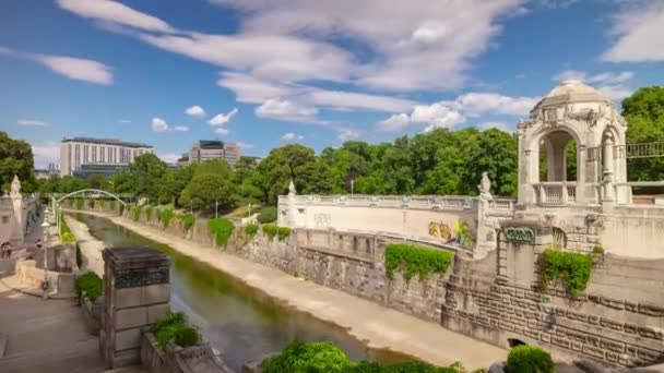Vienna City Sunny Day Central Park Canal Panorama Timelapse Oostenrijk — Stockvideo