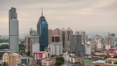 Kuala Lumpur, Malezya - 25 Haziran 2019: Gündüz vakti kuala lumpur şehir merkezi havacılık panorama 4k zaman apsesi yaklaşık 25 Eylül 2018 Kuala lumpur, Malezya.