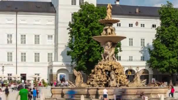 Salzburgo Centro Ciudad Día Soleado Famosa Plaza Fuente Panorama Timelapse — Vídeo de stock