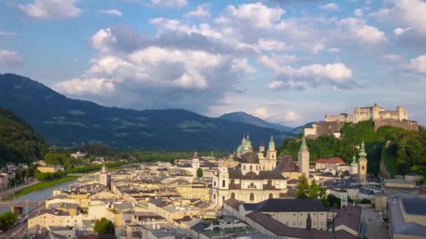 Atardecer Tiempo Salzburgo Ciudad Montaña Cima Panorama Timelapse Austria — Vídeo de stock