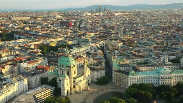Viena Paisaje Urbano Día Tiempo Calles Tráfico Central Panorama Aéreo — Vídeos de Stock