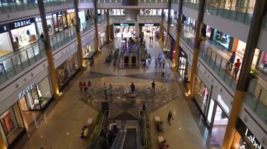 Bangalore City Ünlü Alışveriş Merkezi Ana Salonu İç Panorama 4k Hindistan