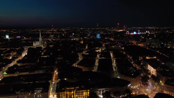 Wien Stadtbild Nacht Zentrale Verkehrsstraßen Luftbild Österreich — Stockvideo