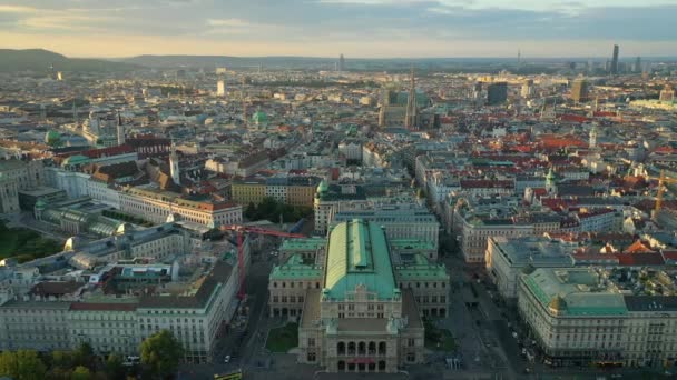 Vienna Cityscape Day Time Central Traffic Streets Aerial Panorama Áustria — Vídeo de Stock