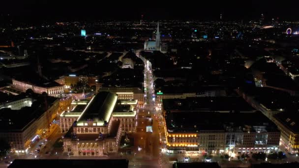 Viena Paisaje Urbano Crepúsculo Iluminado Calles Tráfico Central Panorama Aéreo — Vídeos de Stock