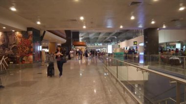 Bangalore City Ünlü Alışveriş Merkezi Ana Salonu İç Panorama 4k Hindistan