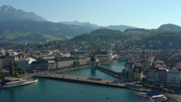 Vlucht Boven Luzern City Center Riverside Treinstation Zonsondergang Tijd Luchtfoto — Stockvideo