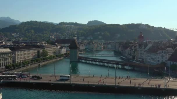 Vlucht Boven Luzern City Center Riverside Treinstation Zonsondergang Tijd Luchtfoto — Stockvideo