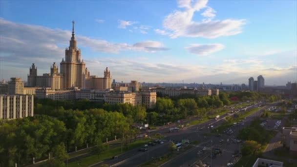 Falciare paesaggio urbano panorama del traffico — Video Stock