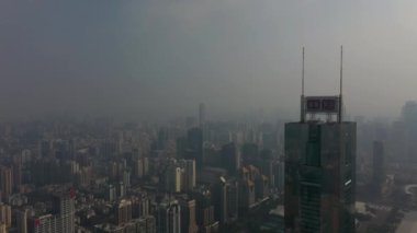 Gündüz vakti Guangzhou Endüstriyel Şehir Havası Panoraması. 4K Çin porseleni