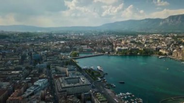 4k Cenevre şehir manzarası nehir kenarı manzarası, İsviçre  