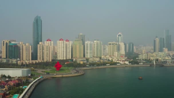 Hora Del Día Qingdao Ciudad Centro Panorama Aéreo China — Vídeos de Stock