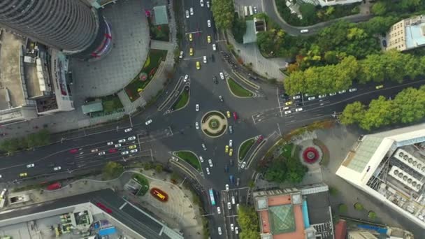 Vuelo Durante Día Sobre Tráfico Ciudad Nanjing Panorama Aéreo Metraje — Vídeos de Stock