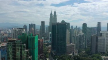 KUALA LUMPUR, MALAYSIA - SEPTEMBER 25 2018: kuala lumpur şehir merkezi panorama 4k circa 25 Eylül 2019 kuala lumpur, malaysia.r, malaysia.