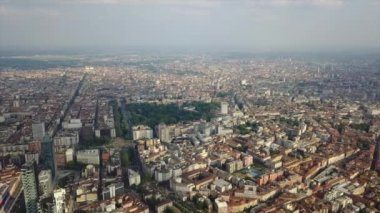Milano şehrinin havadan görünüşü, İtalya 