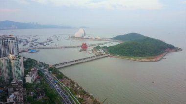 Zhuhai şehrindeki opera binasının havadan görünüşü, Çin, 4K