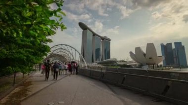 Kalabalık yaya köprüsü, Singapur, 4k, zaman aşımı  