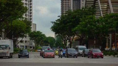 Şehir merkezinde akşam vakti sokak trafiği, Singapur, 4K, zaman aşımı  