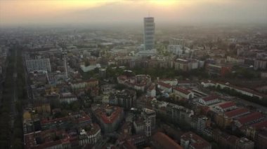 Milano şehir manzarasının havadan görünüşü, İtalya 