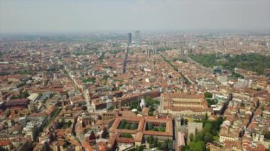 Milano şehrinin havadan görünüşü, İtalya 