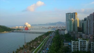 Zhuhai şehrindeki opera binasının havadan görünüşü, Çin, 4K